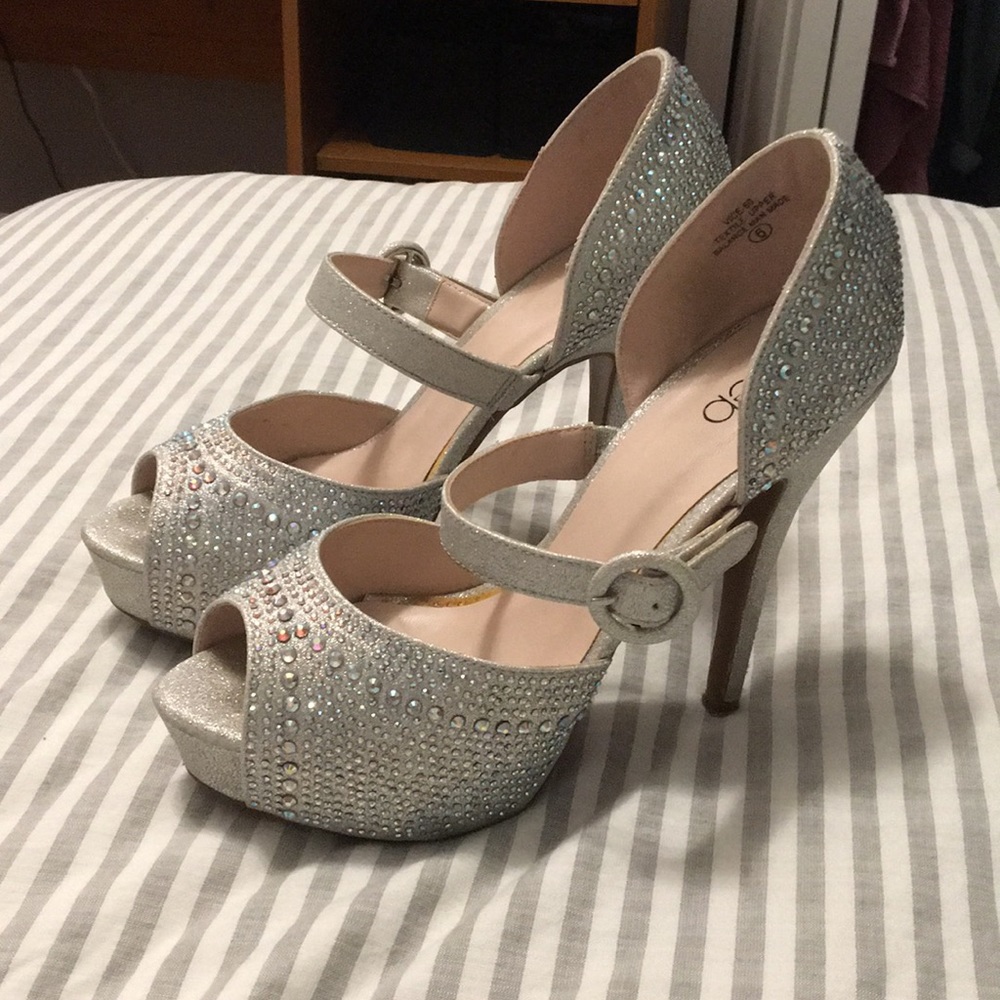 Size 6 Glittler/Gemstone heels